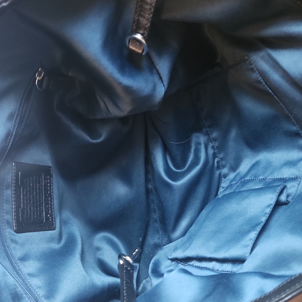Coach Black Signature Tote Bag - Picture 3 of 9